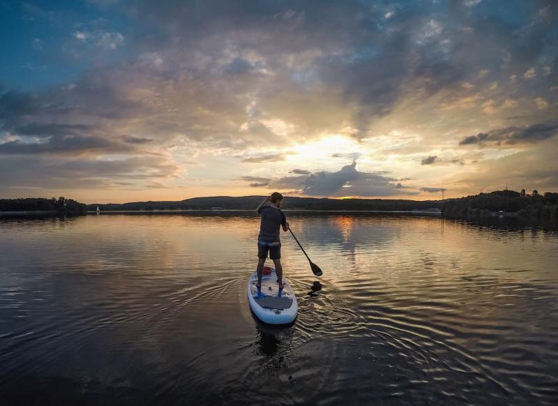 Stand-Up Paddling am Bostalsee